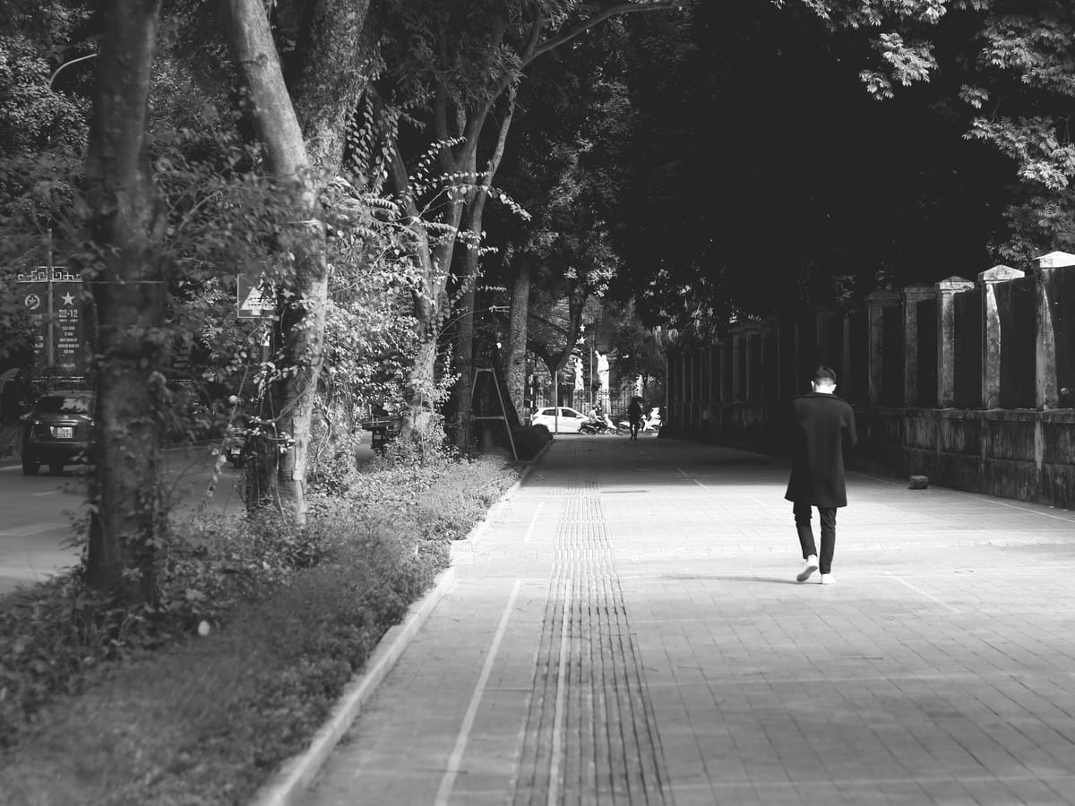 Silent Walking: Viral Workout Trend